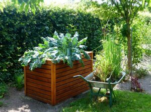 what to build a raised garden bed from shape
